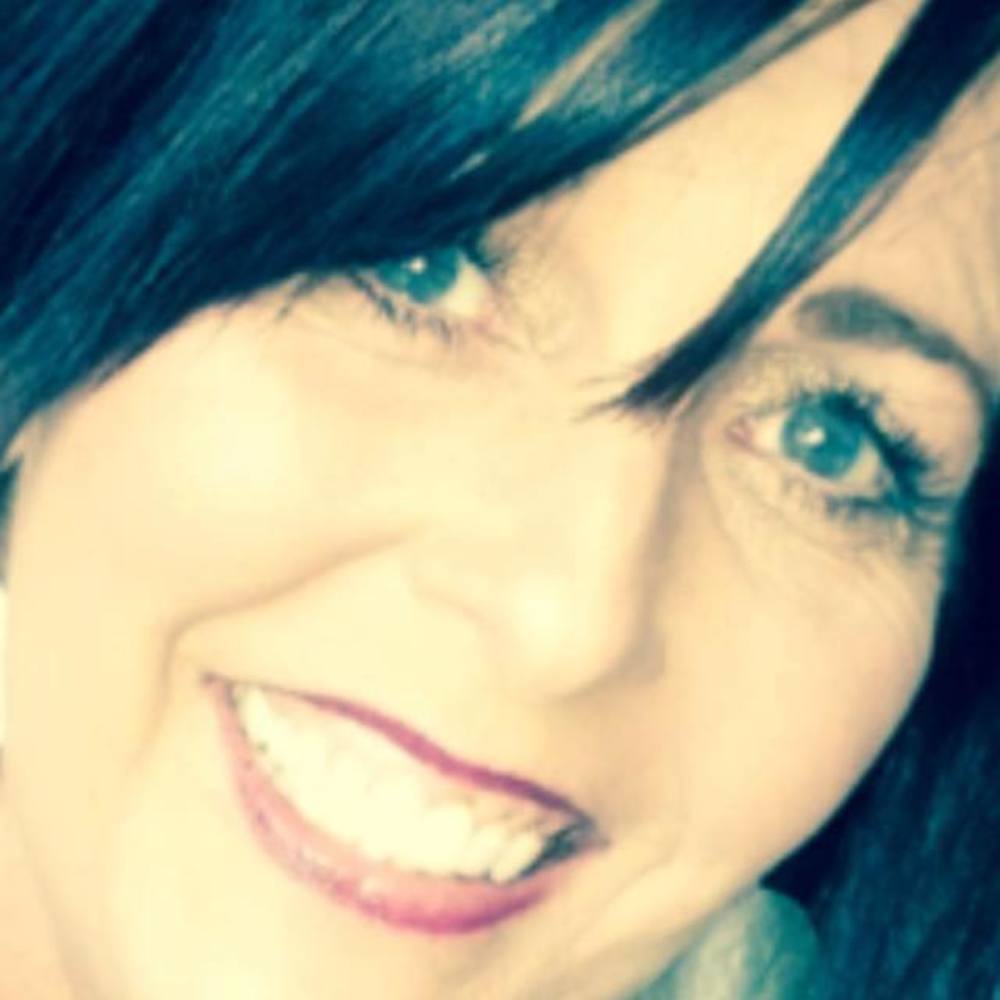 Meet your Posher, Laurie